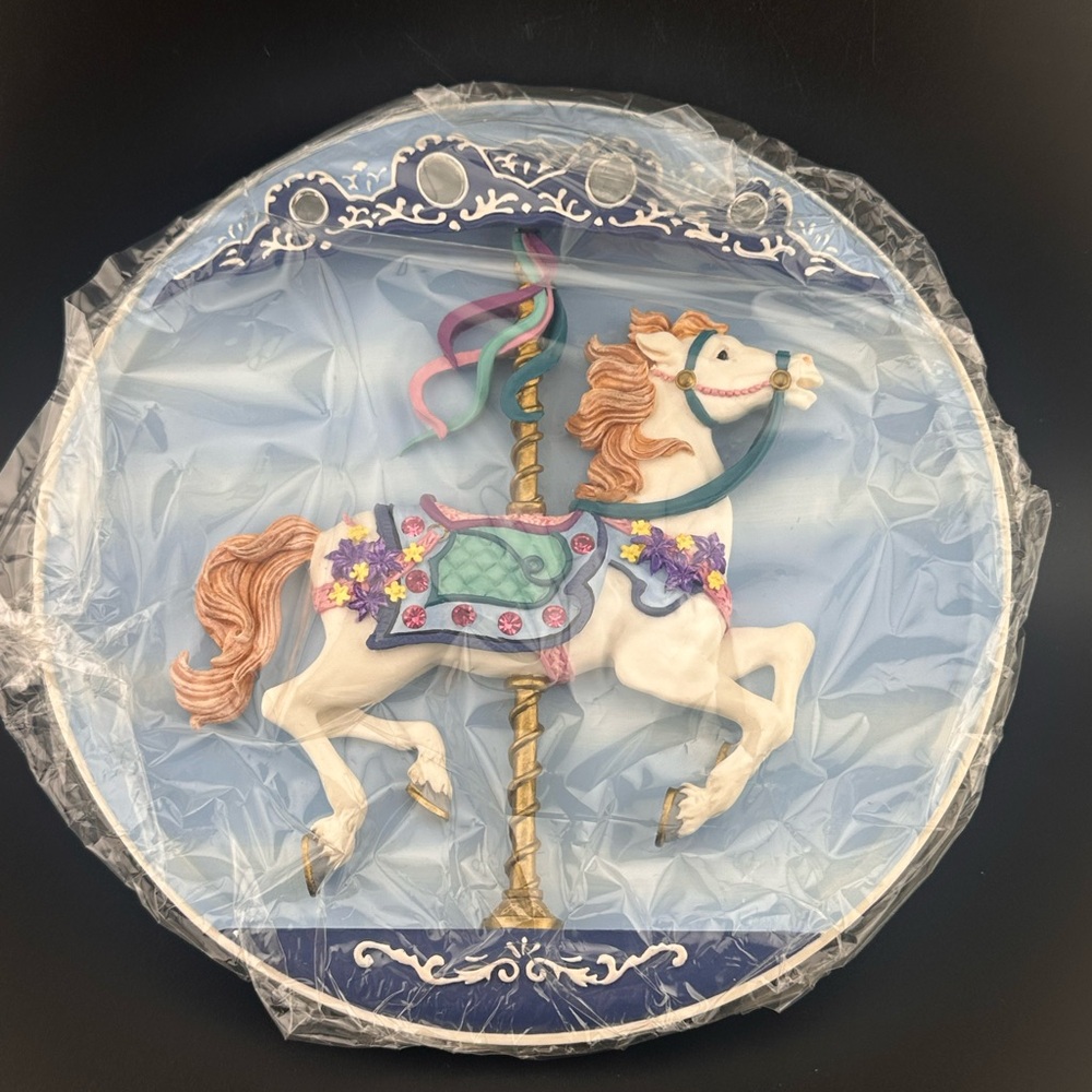 Vintage Rhodes Studios Joyful Jumper Plate with Music wind up.
